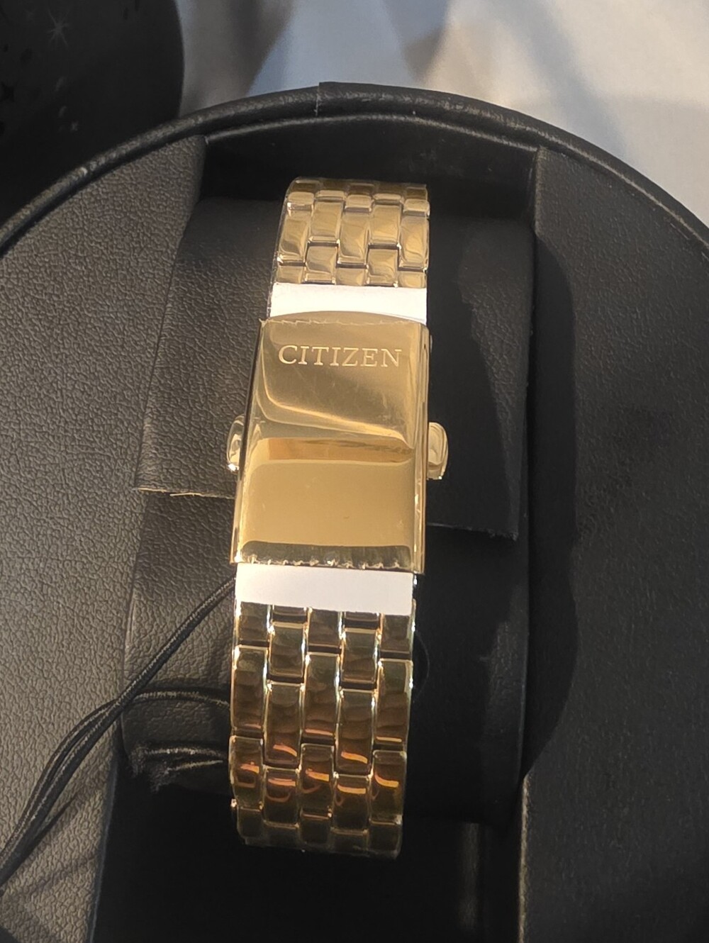 Citizen Women Disney Mickey Mouse Eco-Drive Watch Yellow Gold Steel New - Picture 3 of 7